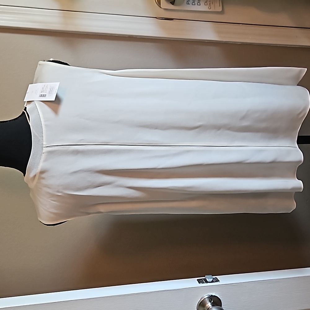 Vince White Sleeveless Top - Picture 6 of 13